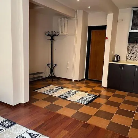 Apartamento Spacious In Mecidiyekoy/ortaklar Estambul